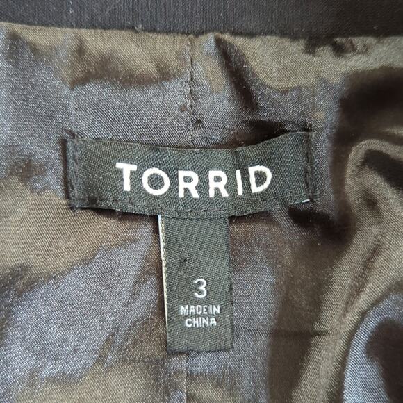 Torrid Classic Stretch Black One Button 3/4 Sleeve Blazer Suit Jacket - Picture 3 of 3